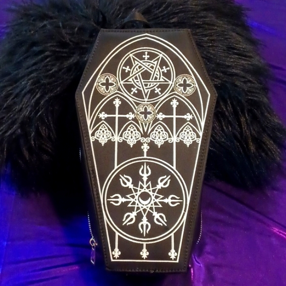 DOLLSKILL DOLLS HOME CASET TOILETRIES TOTE OCCULT PRINT - Picture 1 of 9